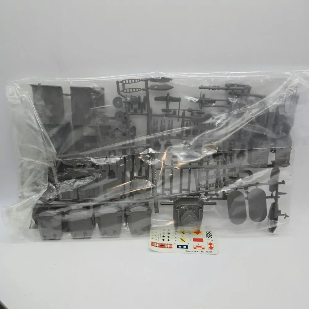 Lindberg Bismarck WW 2 German Battleship Kit # 70825 Open Box Sealed Bag